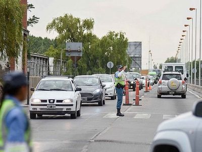 ¡No se puede creer!: cada vez más detenidos por no cumplir el aislamiento