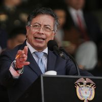 Petro abre sus gastos tras sanción de EU, un intento de transparencia que expone su vida privada