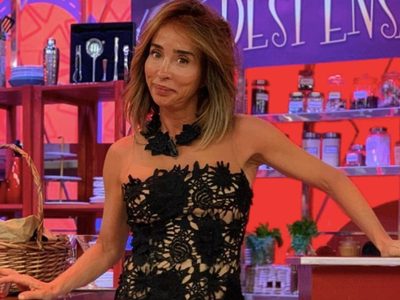 Qué vergüenza: María Patiño queda descalza en plena transmisión de “Socialité”