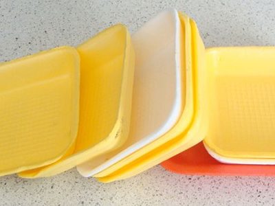 Si tenés bandejitas de telgopor en casa, no las tires: mirá estas dos ideas creativas para reciclarlas y decorar