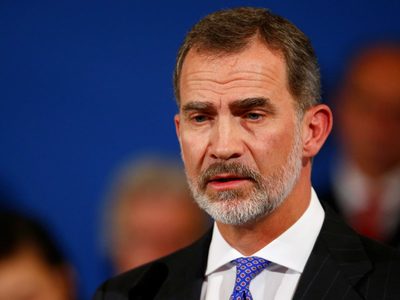 Está irreconocible y se cambió la cara: el rey Felipe no lo puede creer