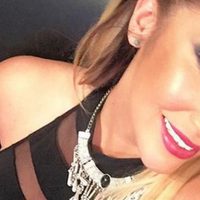 ¡Arden las redes! Ayelén Paleo jugando al pool se inclinó mucho y se le ve algo diminuto y rojo ¿Es