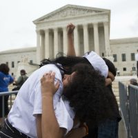 Obama lamenta fallo y reta: "no deportaré a indocumentados que cumplan la ley"