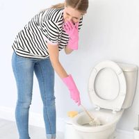 Descubrí qué zonas del baño acumulan mal olor y cómo eliminarlo con este método de limpieza
