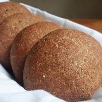 Pancitos integrales de avena: una receta saludable y sin horno que te va a salvar