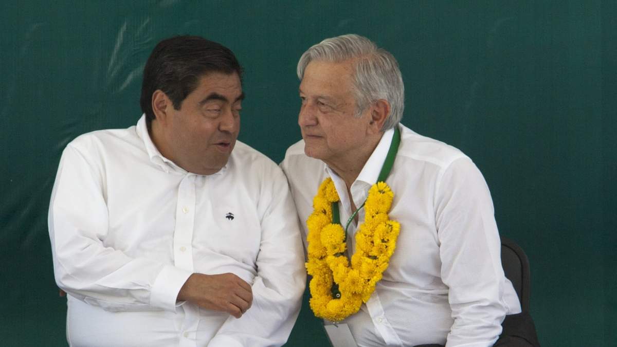 Barbosa junto a López Obrador