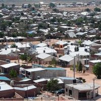 Cinco barrios de Rincón de los Sauces están sin agua potable y son asistidos con camiones cisterna