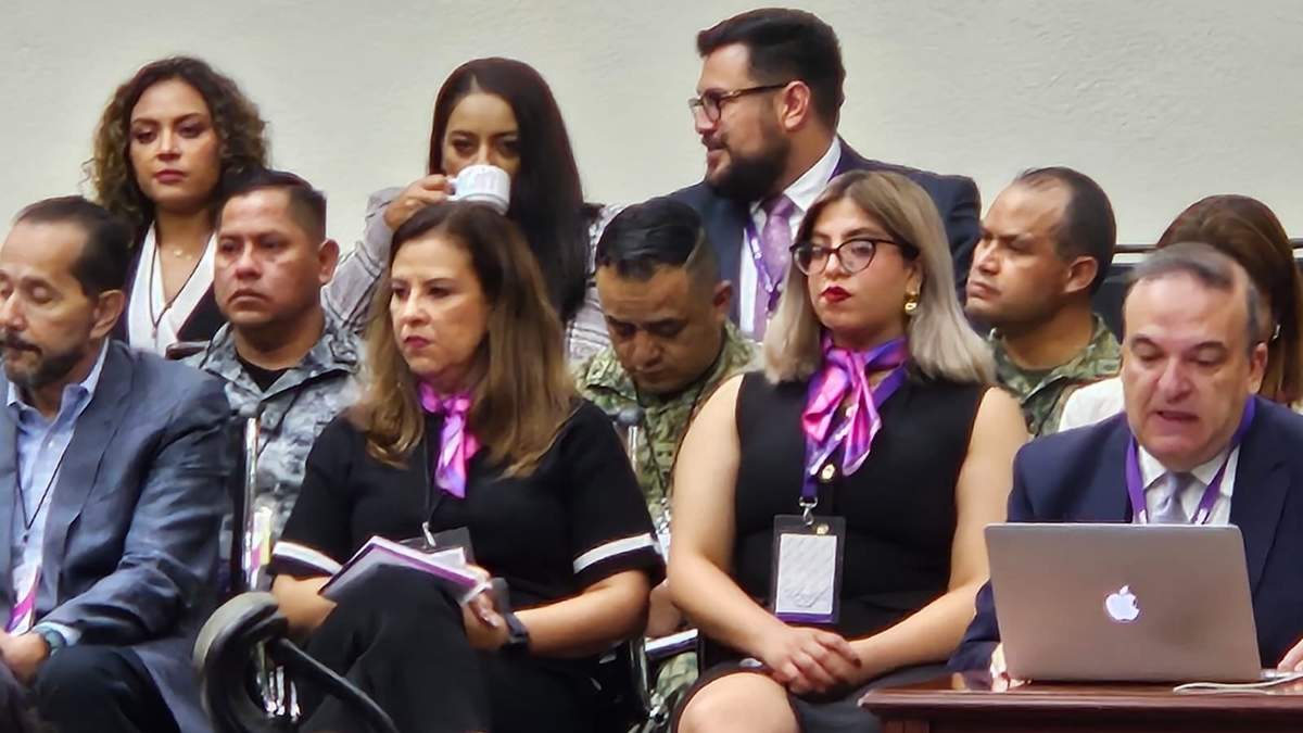 Militares presentes en la sesión del Consejo General del INE con motivo de la elección judicial