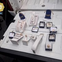 Asaltan dos joyerías en la Cuauhtémoc con diferencia de una hora