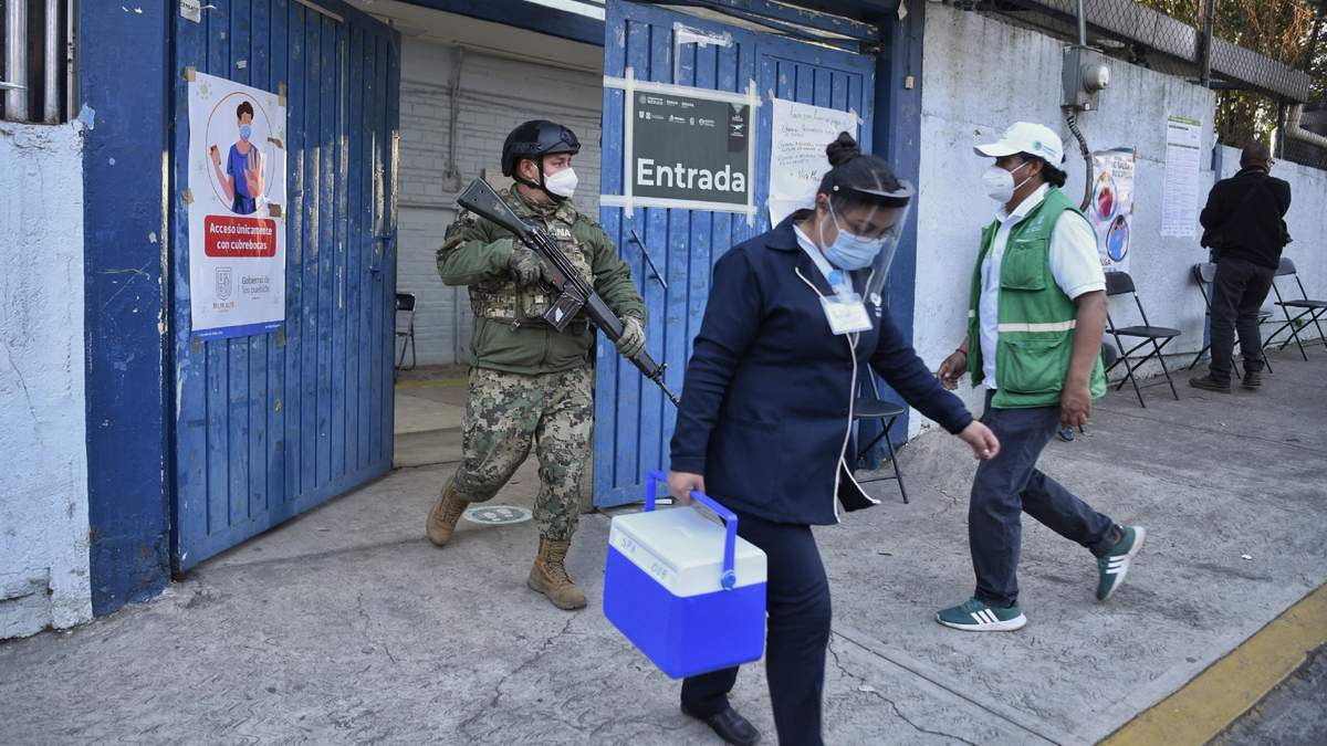 Centro de vacunación en la alcaldía Milpa Alta