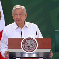 'No somos iguales” responde AMLO a Calderón sobre acusaciones de censura