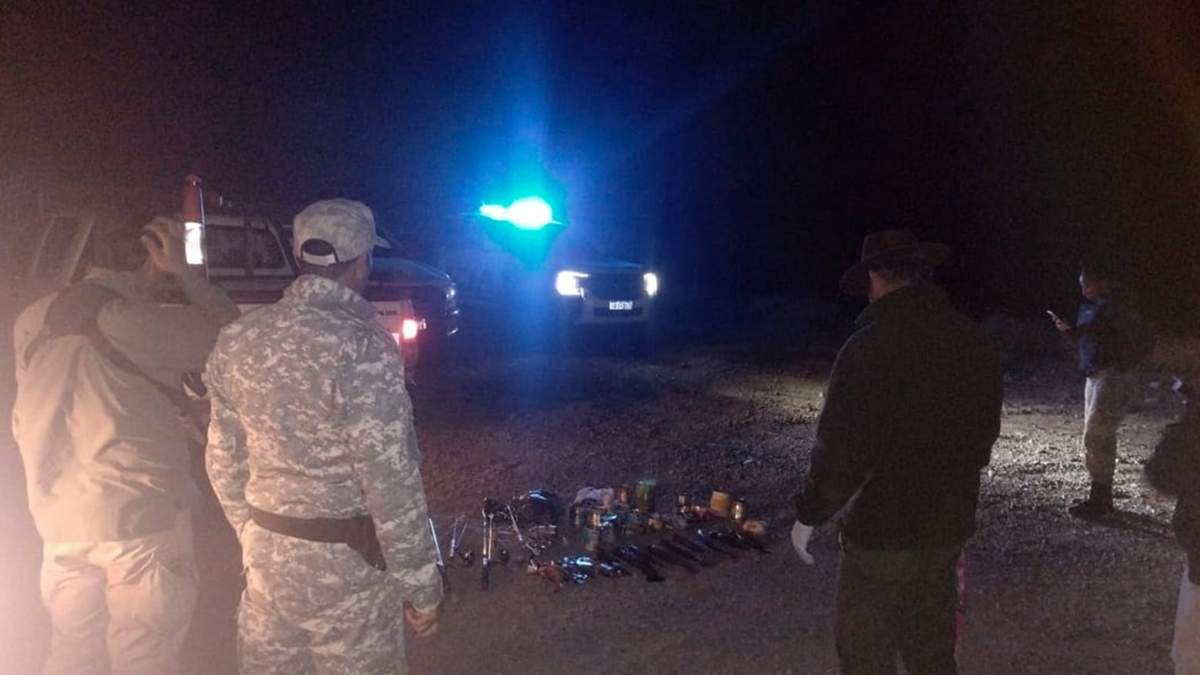 Se secuestraron elementos de pesca y se labraron actas contravencionales. Fuente: (Policía de Neuquén)