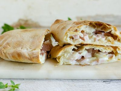 Si no sabés qué merendar, prepará esta masa de tarta rellena con queso que te va a encantar y es rendidora