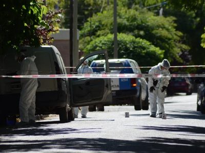 Descartaron signos de violencia en el cuerpo de la mujer hallado en un auto estacionado en el barrio Cumelén