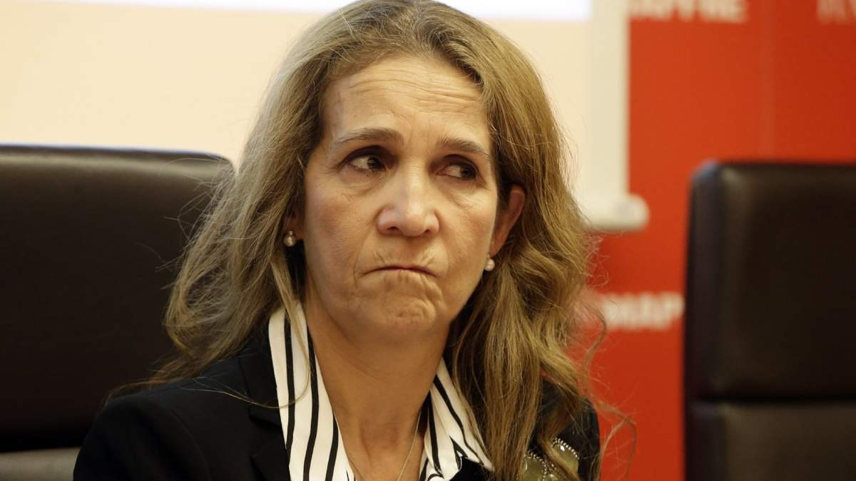 Infanta Elena, preocupada por el futuro de su padre. Fuente: (Instagram)