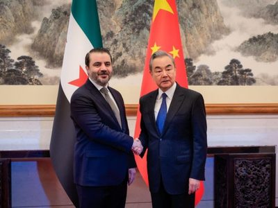 China promete dar su apoyo a Siria para "lograr la paz" tras la caída de Al Assad