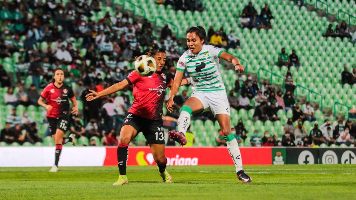 Duelo entre Atlas y Santos femenil