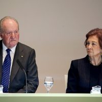 No fue todo color de rosas: revelan por lo que pasaron la reina Sofía y su marido antes de casarse