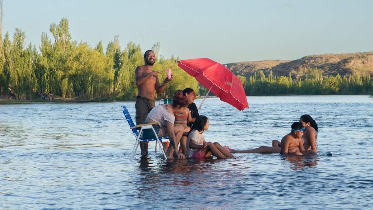 Se viene un fin de semana ideal para disfrutar la tarde en el río. Fuente: (Emiliano Ortiz)