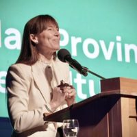 Julieta Corroza aseguró que Neuquén no tiene "nada que ver" con las políticas que desarrolla el Gobierno nacional
