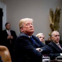 Vamos a tener el muro 'para mantener fuera a los letales traficantes de drogas”: Trump