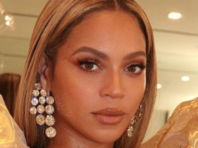 ¡De infarto! Beyoncé se fotografió con los leggins más apretados y ¡las marcó completas!