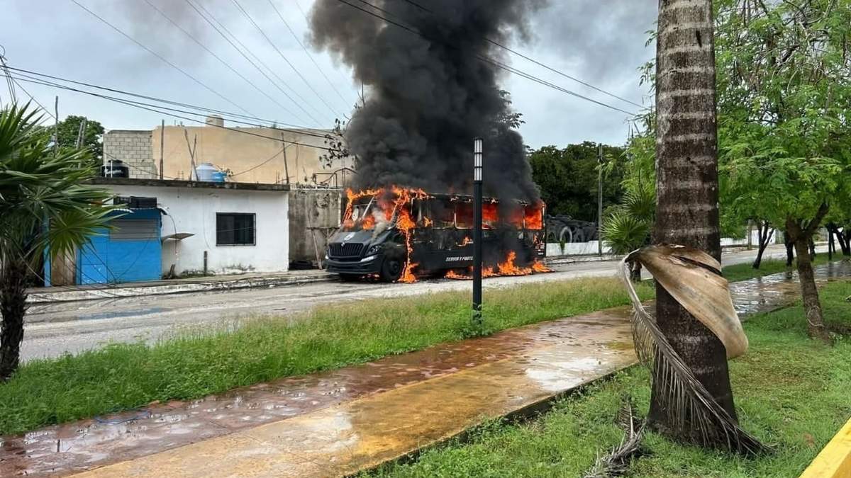 Autobús incendiado