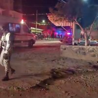 Grupo armado irrumpe en campo de futbol y mata a cuatro personas en Salamanca