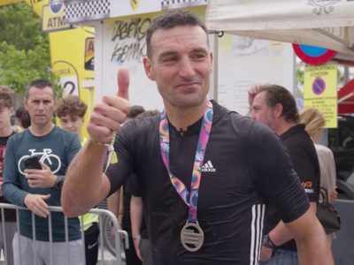 Una nueva medalla para la colección: Lionel Scaloni volvió a mejorar su marca en ciclismo