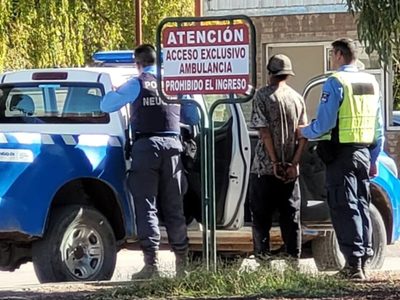 La Policía demoró a un joven por disparar a una familia con un arma de fuego tipo “tumbera”