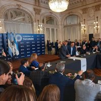 Sergio Massa llegó a Tucumán para relanzar su campaña electoral junto a gobernadores y sindicalistas