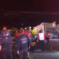 Volcadura de autobús de pasajeros e n Playas Rosarito deja siete muertos y 35 heridos