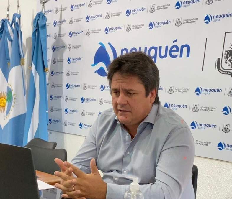 Mariano Gaido en videoconferencia. Fuente: (Twitter)