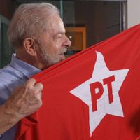 Lula puede volver a ser candidato; juez anula denuncias en su contra por corrupción