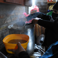 Con las bajas temperaturas, se incrementó la demanda de alimentos y abrigos en comedores y merendero
