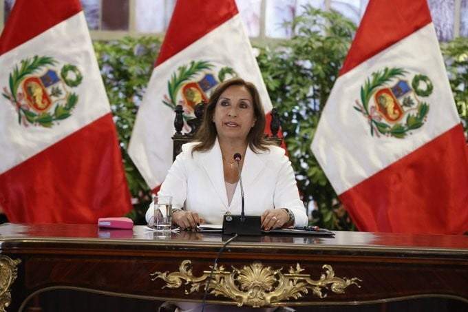 Dina Boluarte, presidenta de Perú