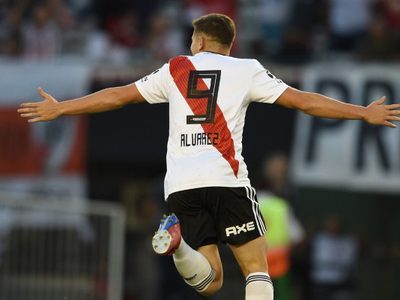 ¿Julián Álvarez al Villarreal?