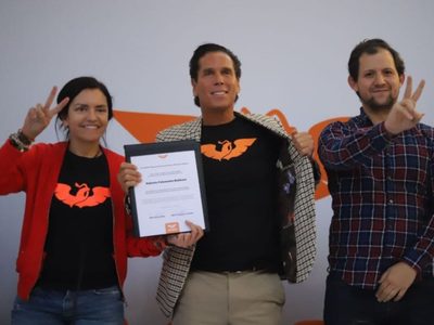Movimiento Ciudadano registra a Roberto Palazuelos como su candidato a Quintana Roo