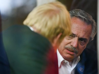 Cuestión Malvinas: Fernández advirtió a Johnson que no habría avance sin discusión