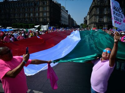 La marea se tornó rosa... y también tricolor