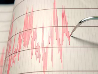 Un fuerte terremoto de magnitud 5.2 sacudió al norte de Chile y el sur de Perú