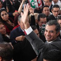 Enrique Ochoa Reza rinde protesta como líder nacional del PRI