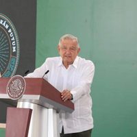 AMLO denuncia estrategia política para que Morena no tenga mayoría en el Congreso