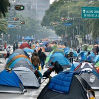 AMLO llama a todos sus opositores unirse en un 'bloque conservador reaccionario”