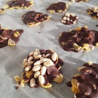Con 3 ingredientes: snack saludable súper fácil y más rico que las barritas de cereales compradas