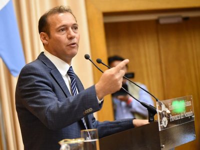 El MPN evalúa su última carta para obtener el aval a la toma de deuda