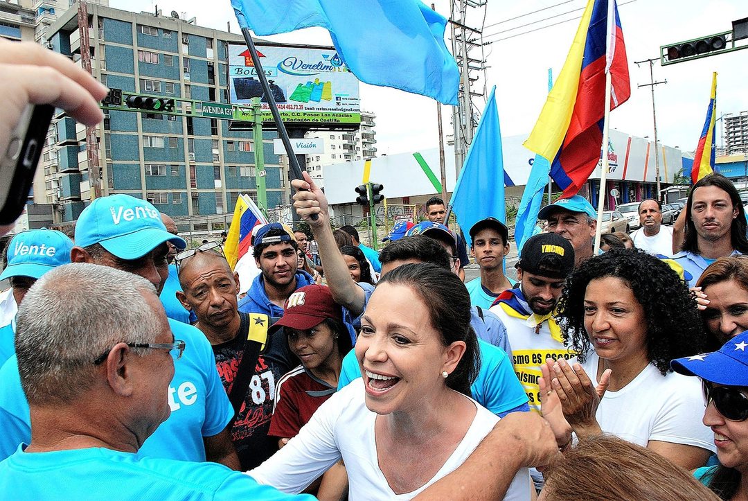 Maria Corina Machado, el crédito de las fotos es  t.memariacorina_machado