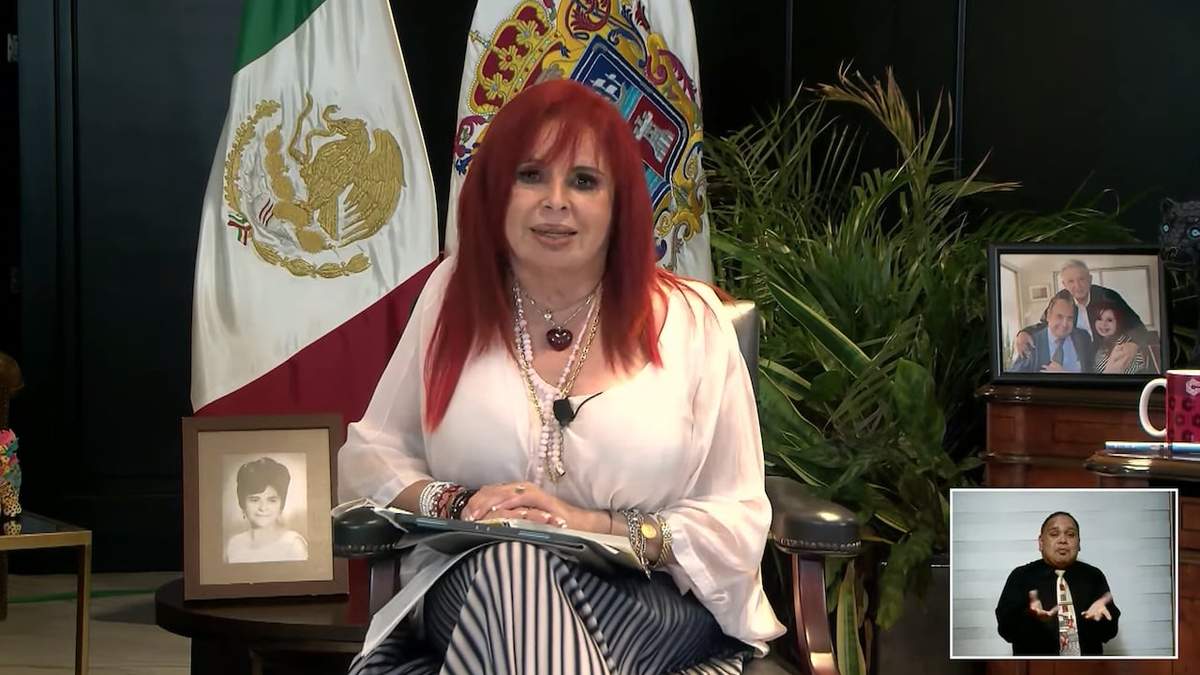 La gobernadora en la primera edición de 2023 de su programa semanal