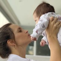 Una muñequita: así luce Mía, la hija de Sabrina Garciarena, a días de cumplir los tres meses de vida