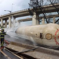 Empresa dueña de pipa, con permiso de 30 años para transportar gas LP